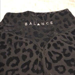 Balance Athletica flocked lux panther pants